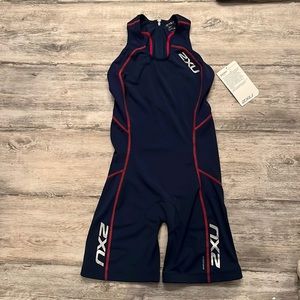 New 2XU trisuit size M